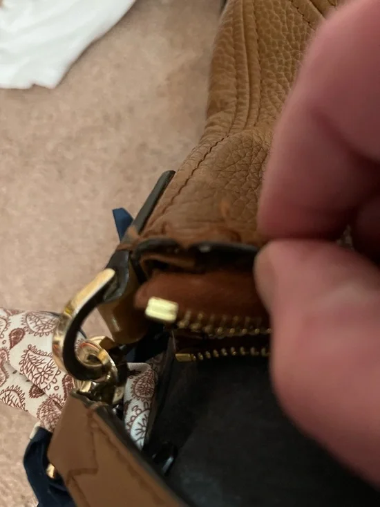 Michael Kors Pebbled Leather Hobo Shoulder Bag Brown Gold Hardware - Picture 6 of 11